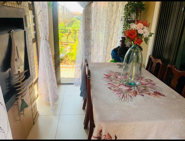 2 BEDROOM RETIREMENT UNIT FOR SALE IN JORDAAN PARK